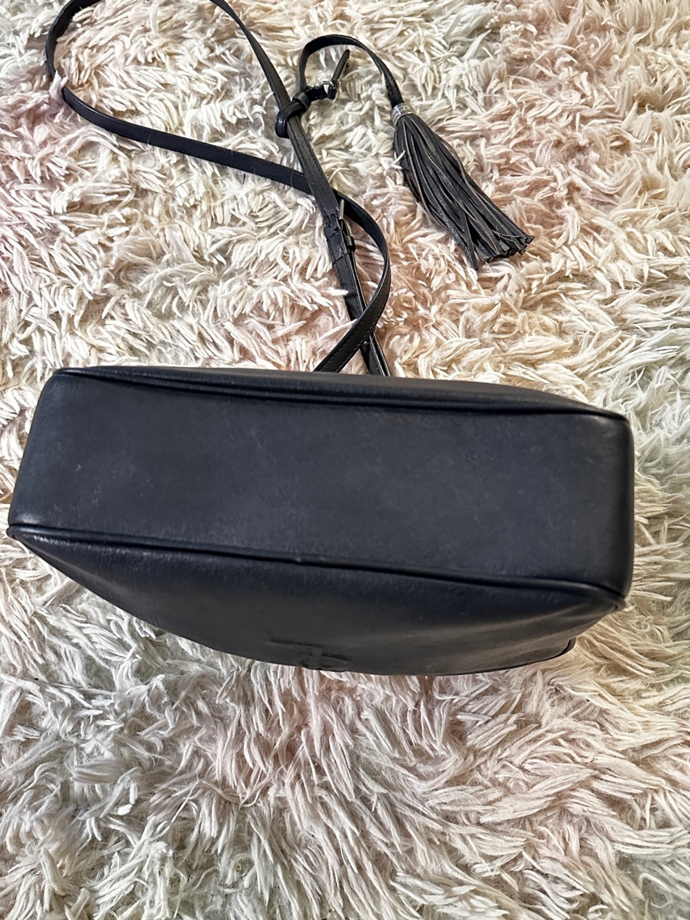 Saint Laurent Lou Smooth Leather Monogram Grey Camera Bag - Picture 7 of 13